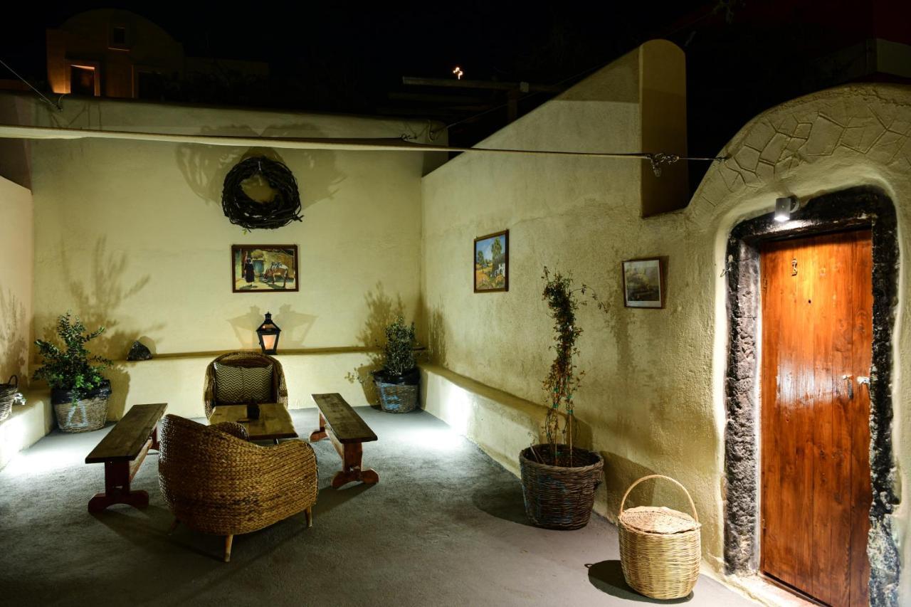 Grandma's Homes Imerovigli (Santorini) Exterior foto